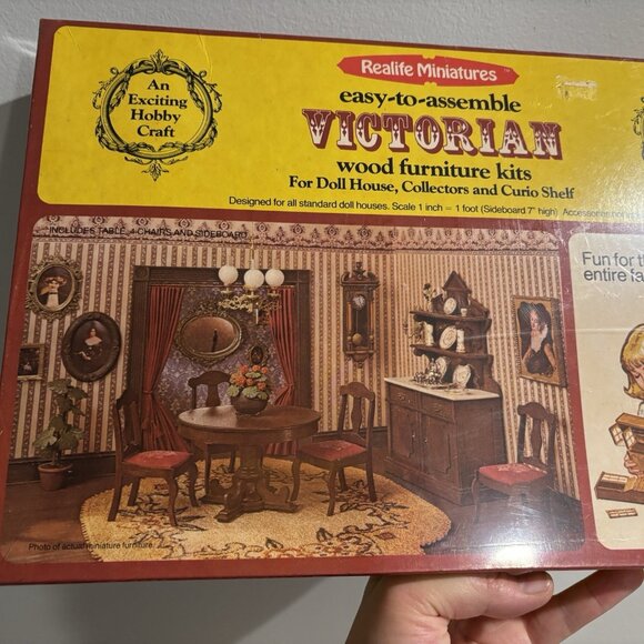 Realife Miniatures Heritage Series Victorian Dining Room Wood Furniture Kit #201 - Picture 3 of 16